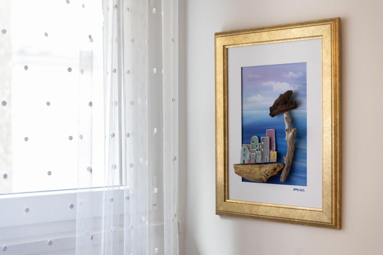 Two-Bedroom Apartment In The Centre Makarska Bagian luar foto