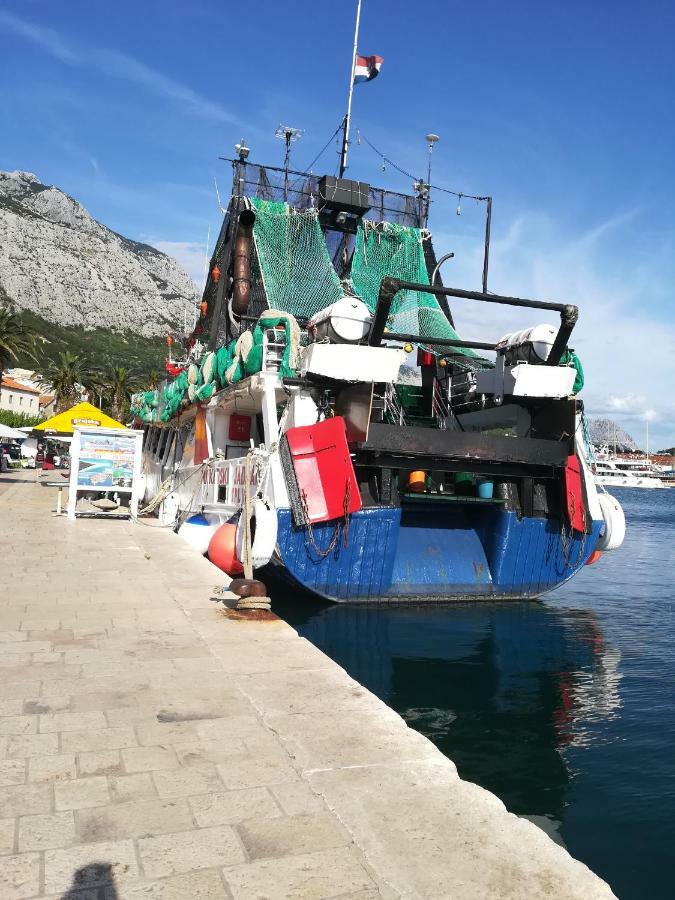Two-Bedroom Apartment In The Centre Makarska Bagian luar foto
